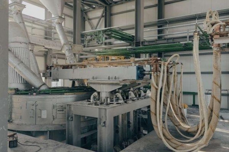 土耳其硼铁电炉安装过程